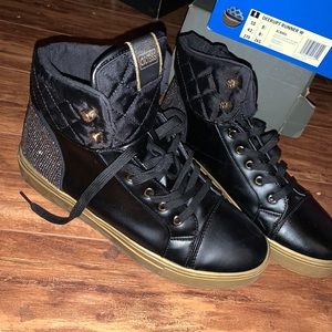 Women’s high tops